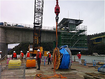 23^台船より1.jpg(56385 byte)